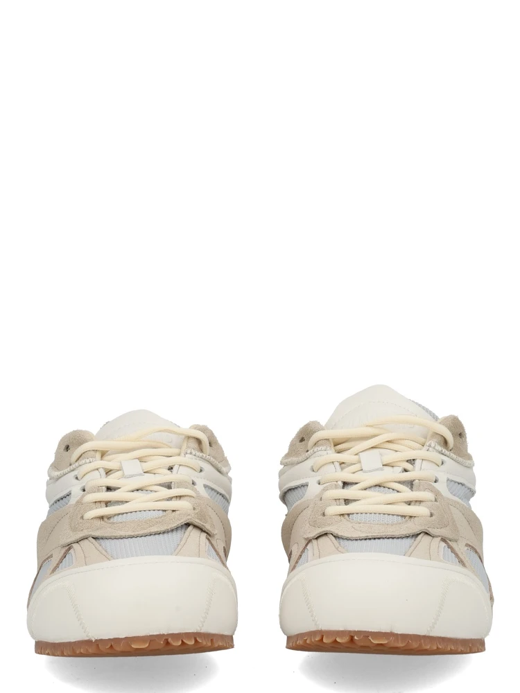 "SLOW RUNNER" SNEAKER
