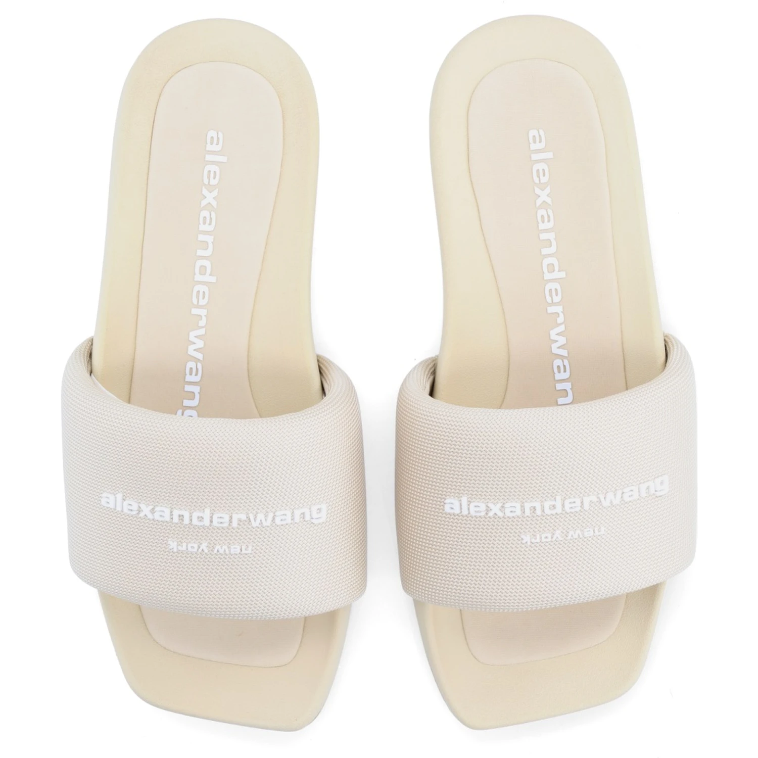 SLIP-ON SLIPPER