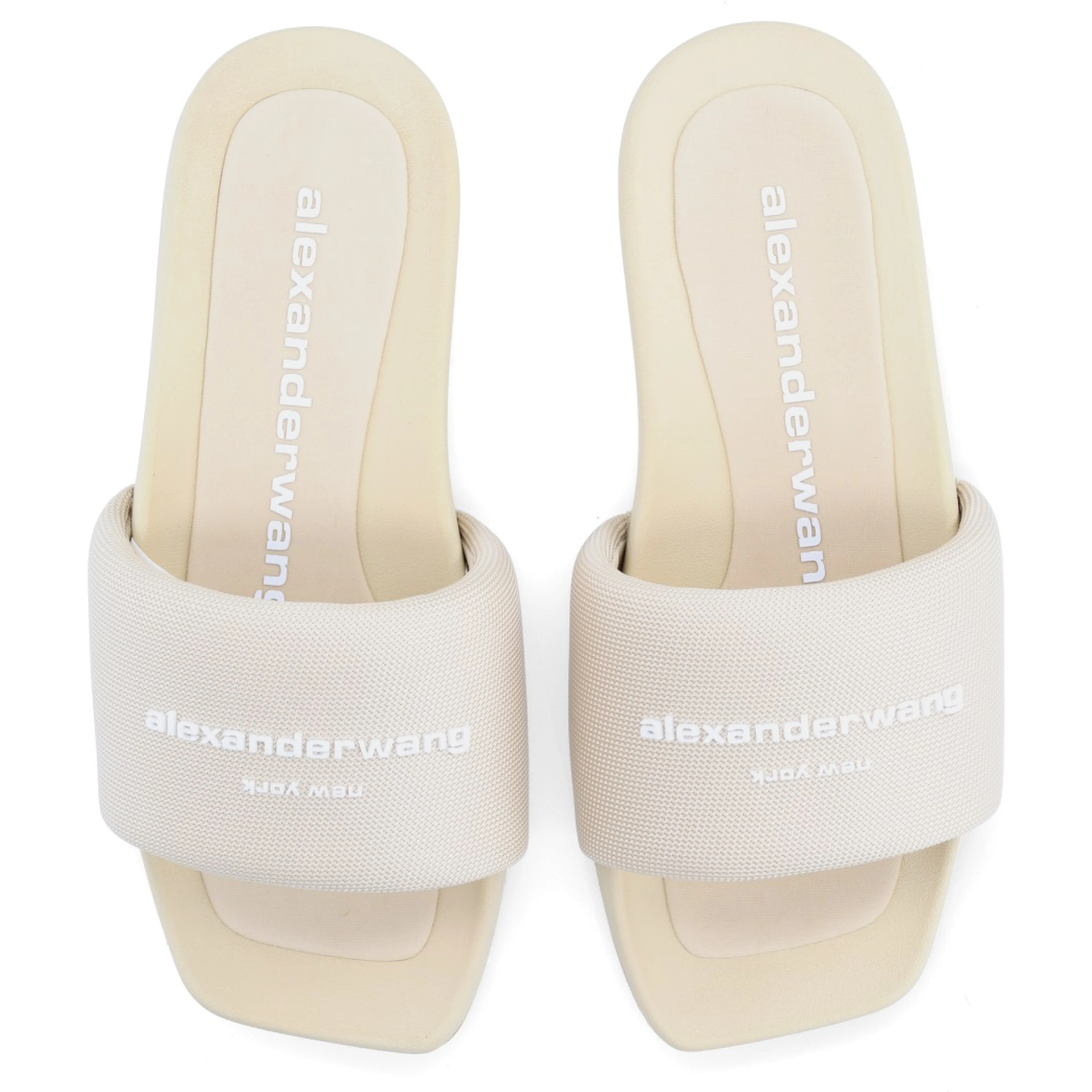 SLIP-ON SLIPPER