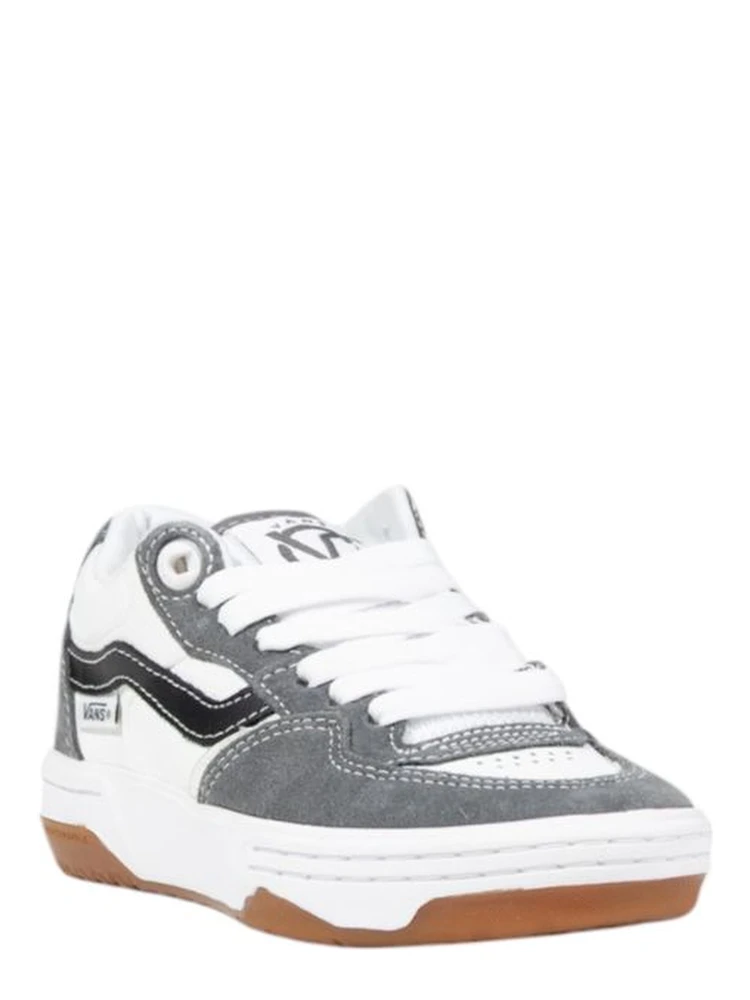 حذاء رياضي منخفض من جلد الغزال ثنائي اللون alternative