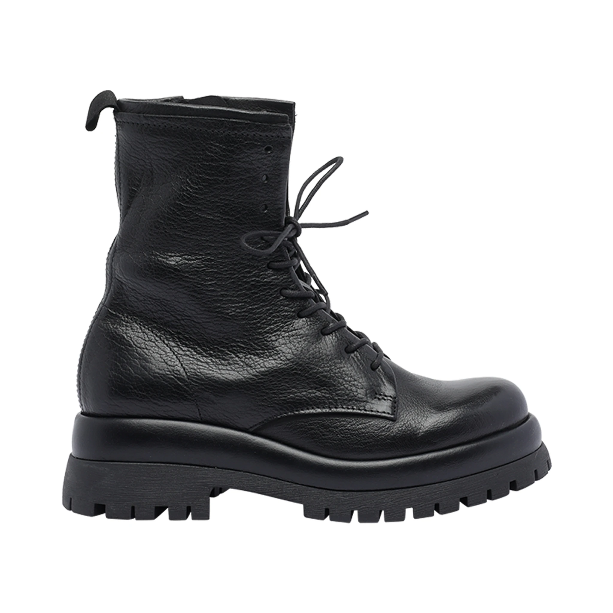 أحذية باولك السوداء