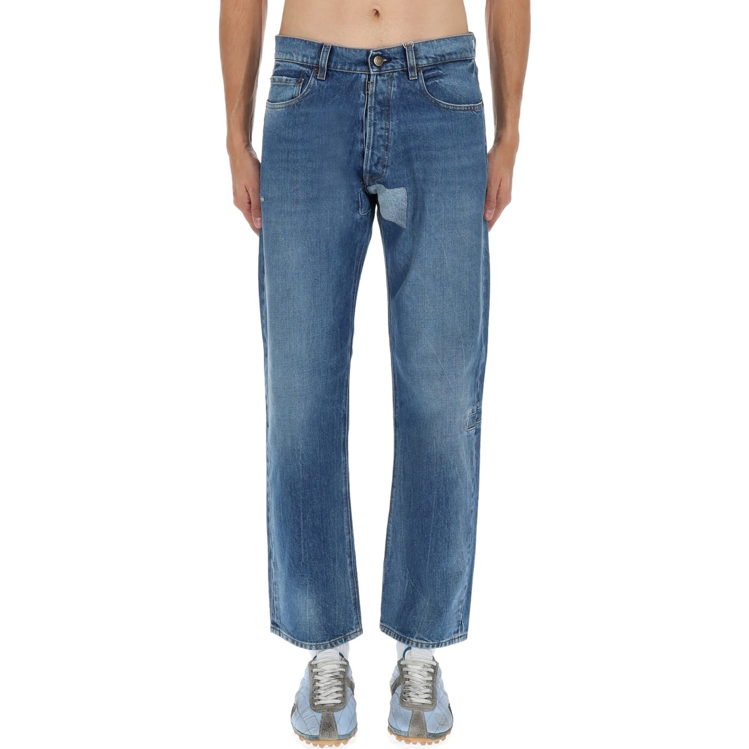 JEANS WITH SHELTER DETAIL
