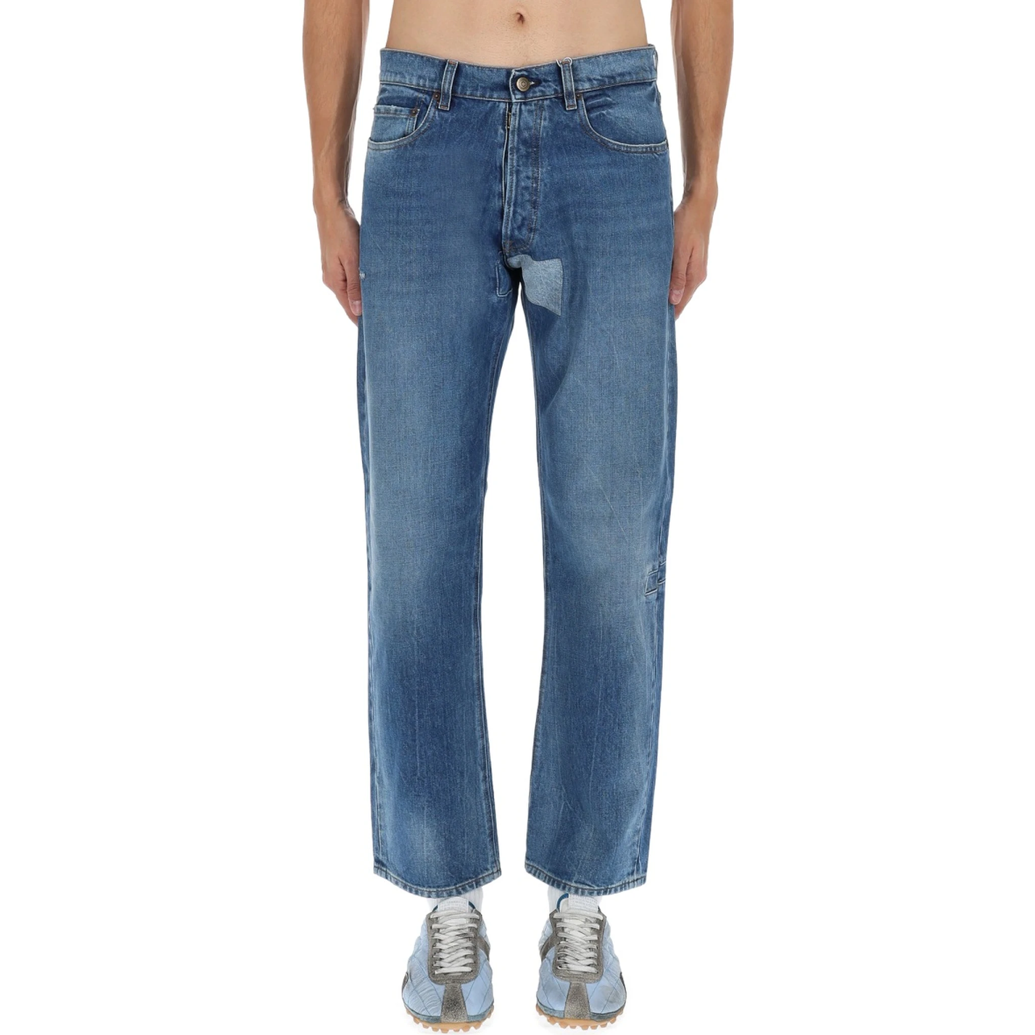 JEANS WITH SHELTER DETAIL