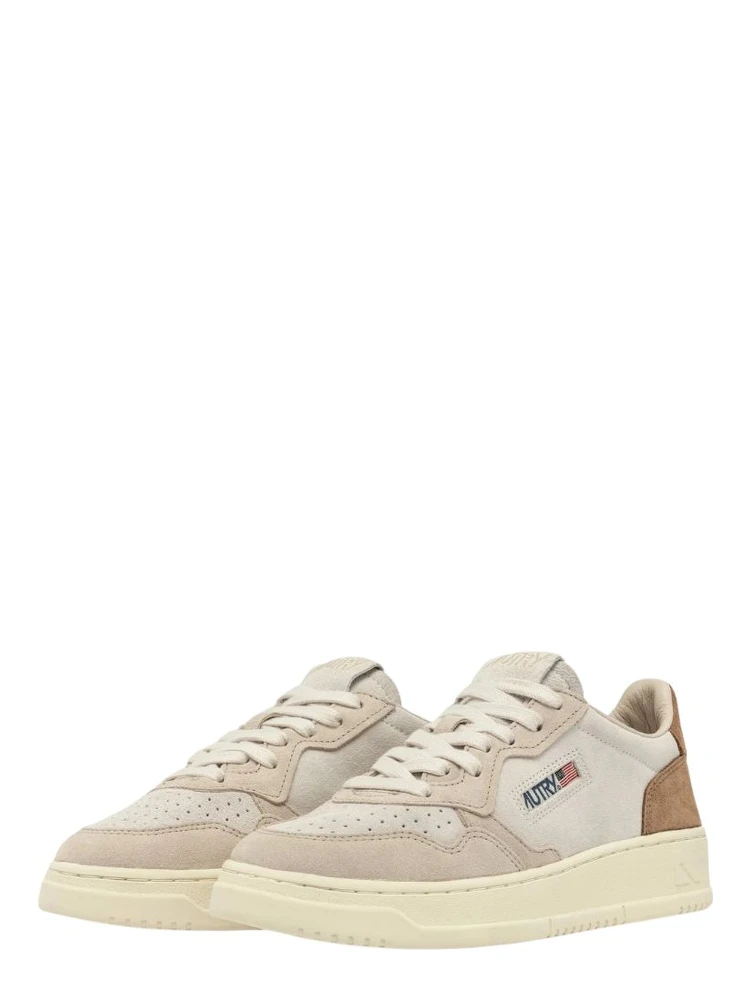 Sneakers Medalist Low Tricolor In Suede Sand, Cigar alternative