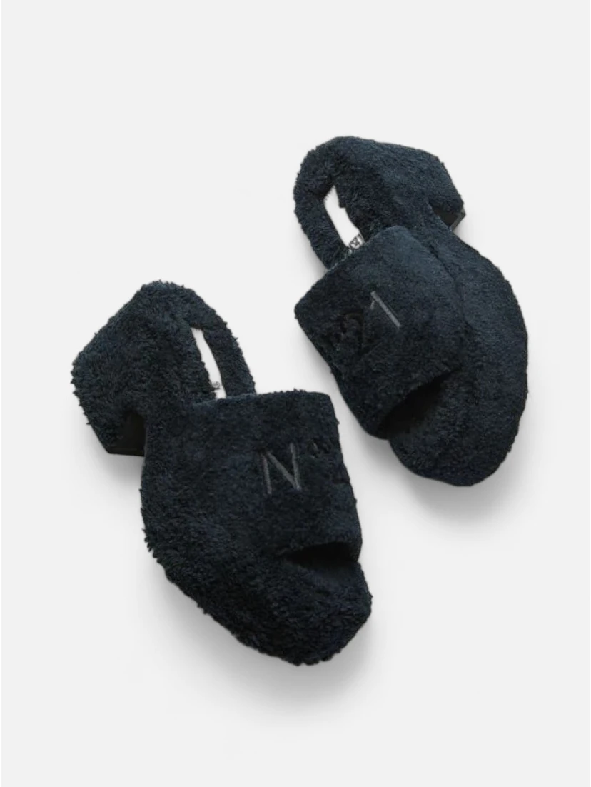 N°21 slippers