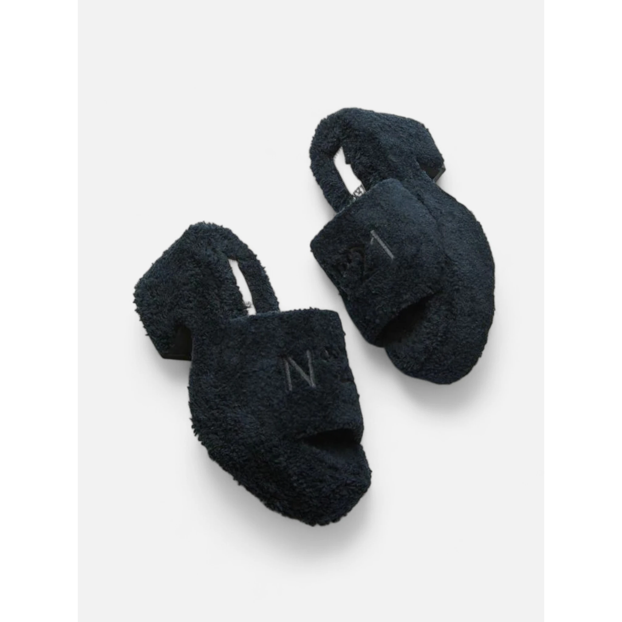 N°21 slippers