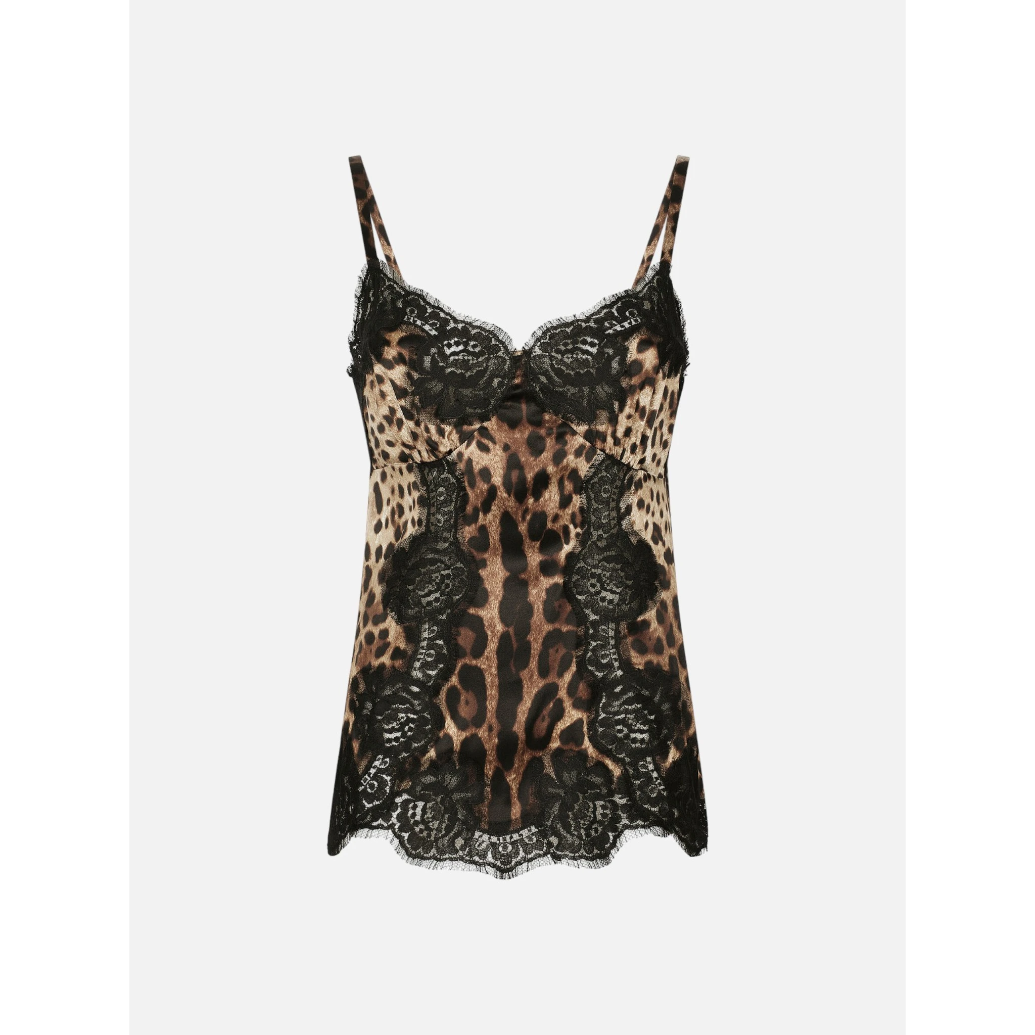 بلوزة من دولتشي آند غابانا