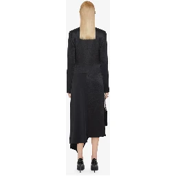 فستان جيفنشي