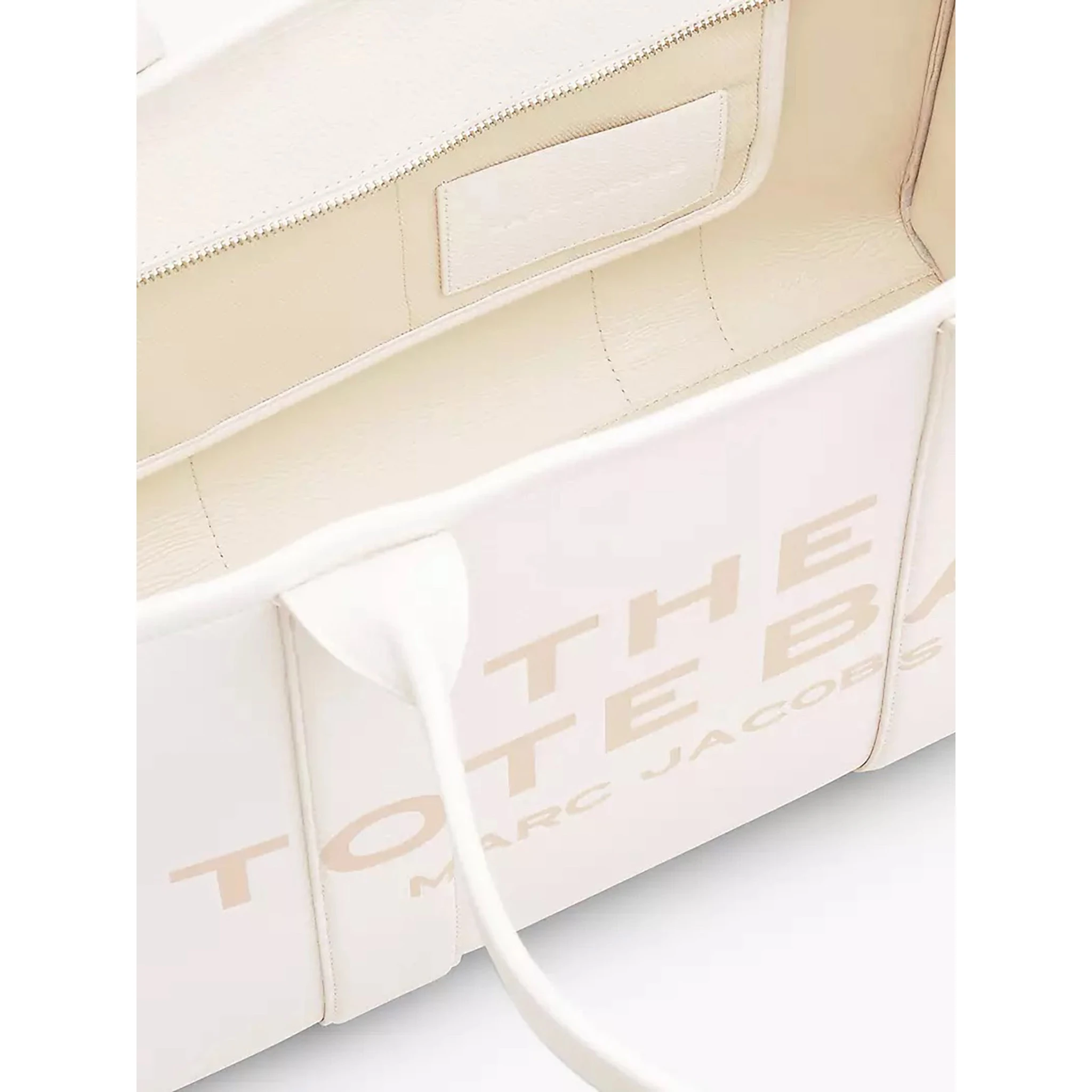 MARC JACOBS LARGE TOTE bag