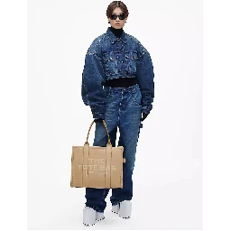 MARC JACOBS LARGE TOTE bag