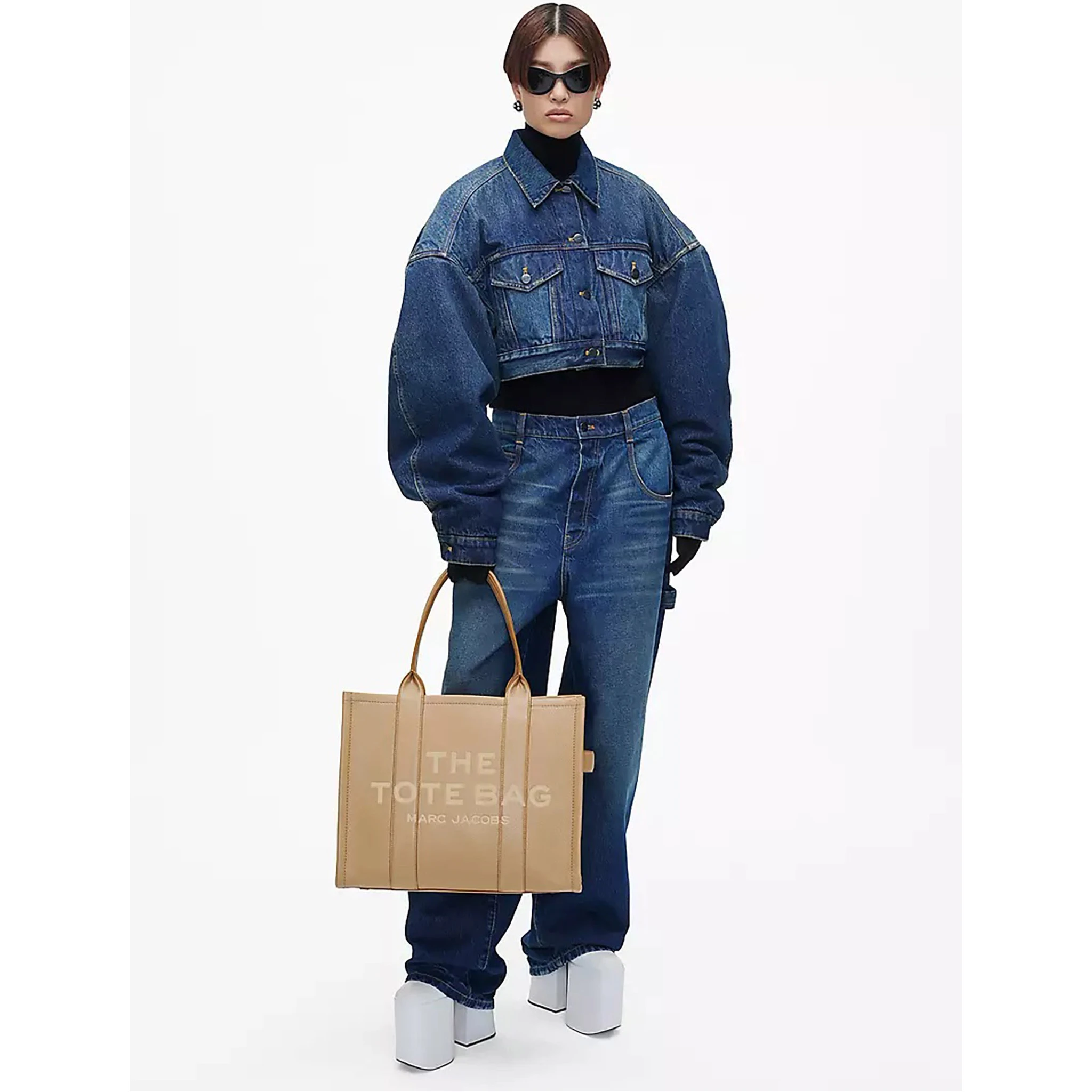 MARC JACOBS LARGE TOTE bag