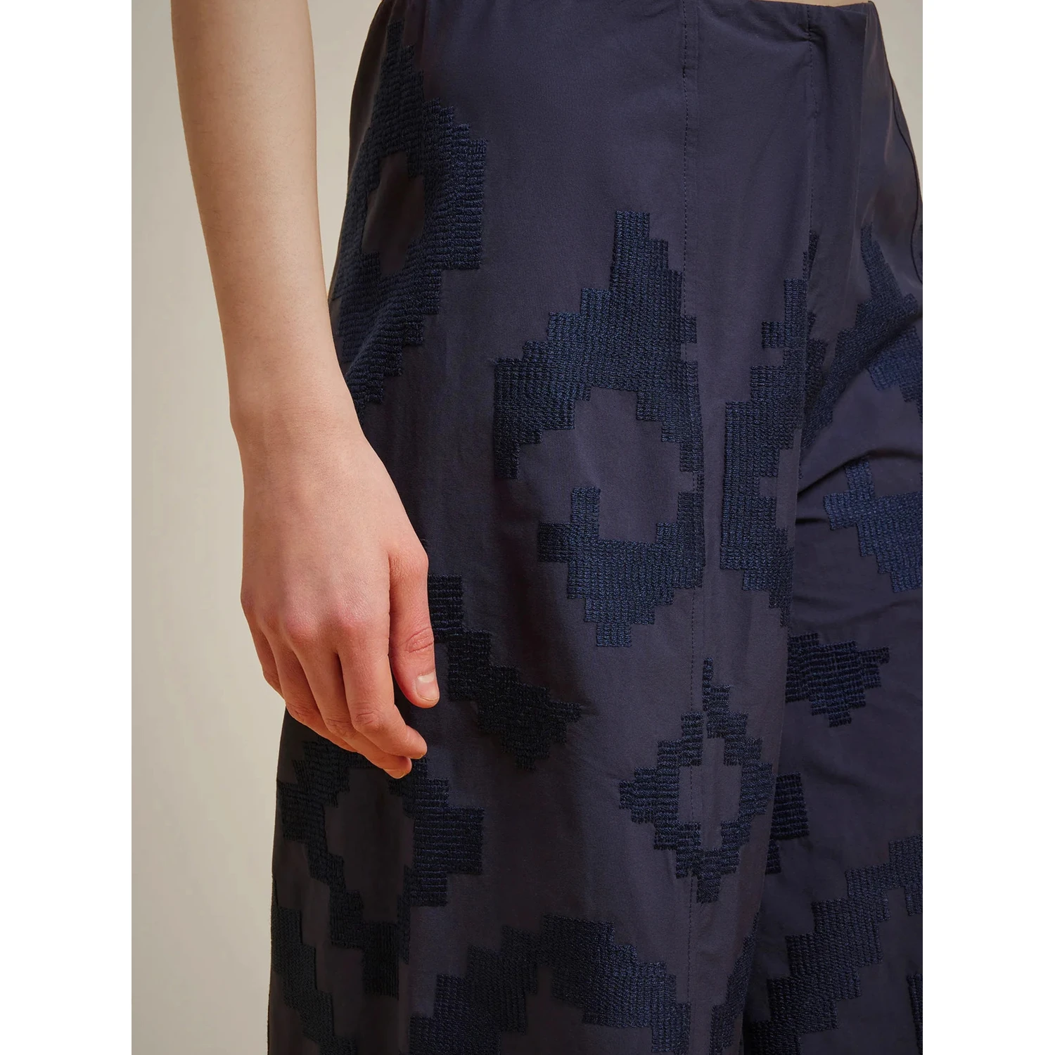 LIVIANA CONTI pants