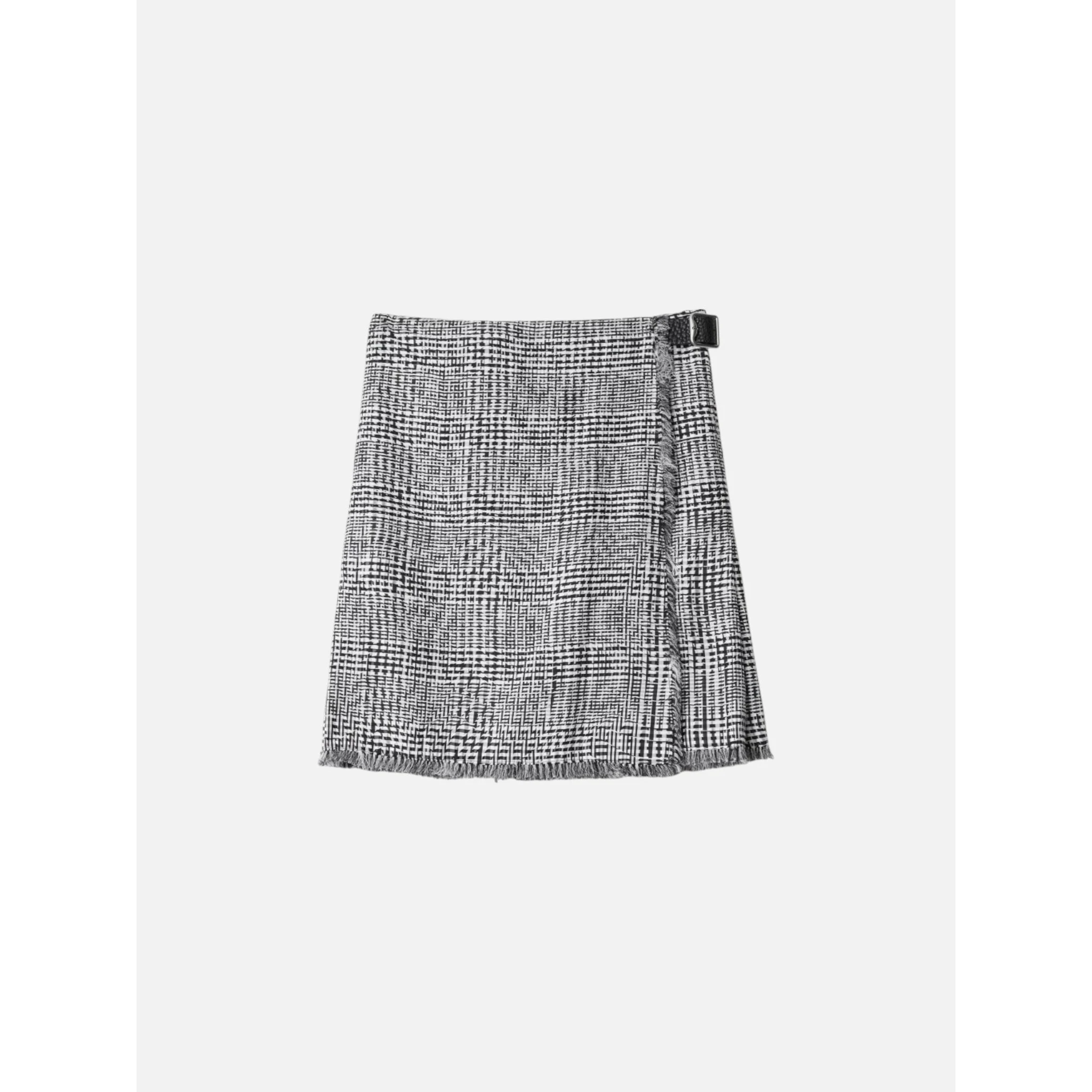 BURBERRY skirt