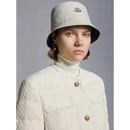 MONCLER hat
