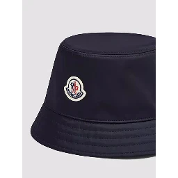MONCLER hat