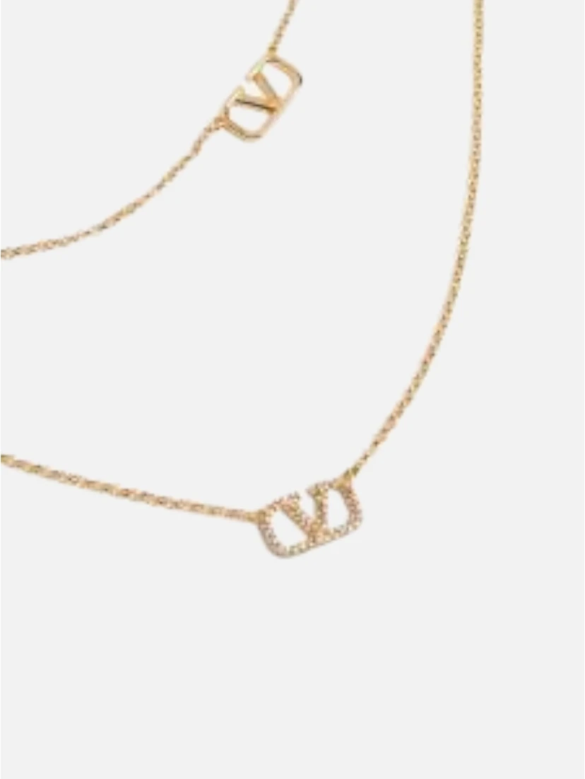 قلادة فالنتينو غارافاني