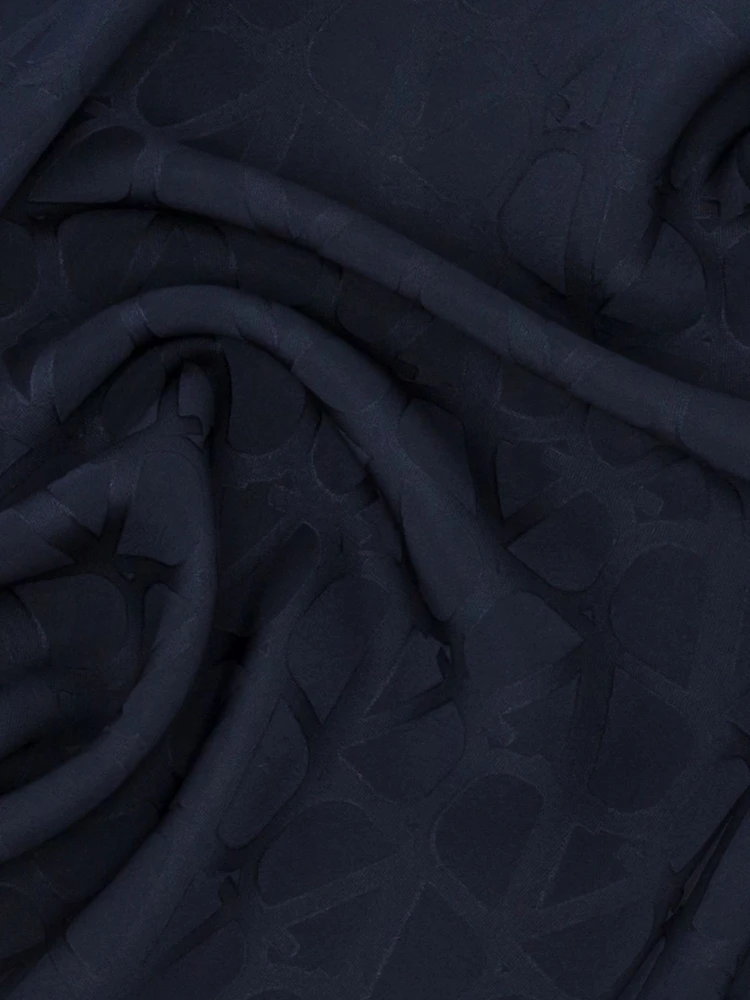 وشاح فالنتينو غارافاني alternative