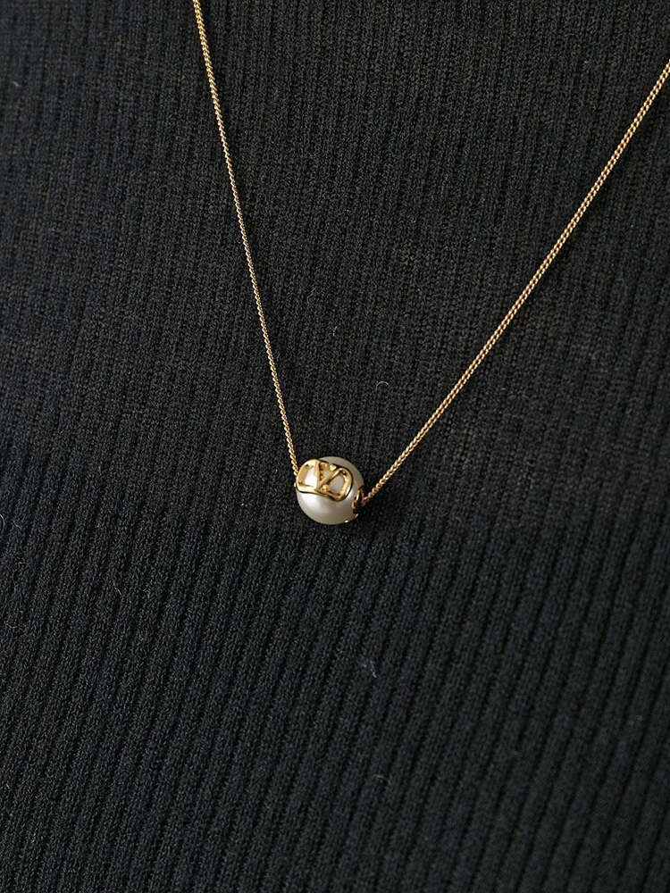 VALENTINO GARAVANI bracelet alternative