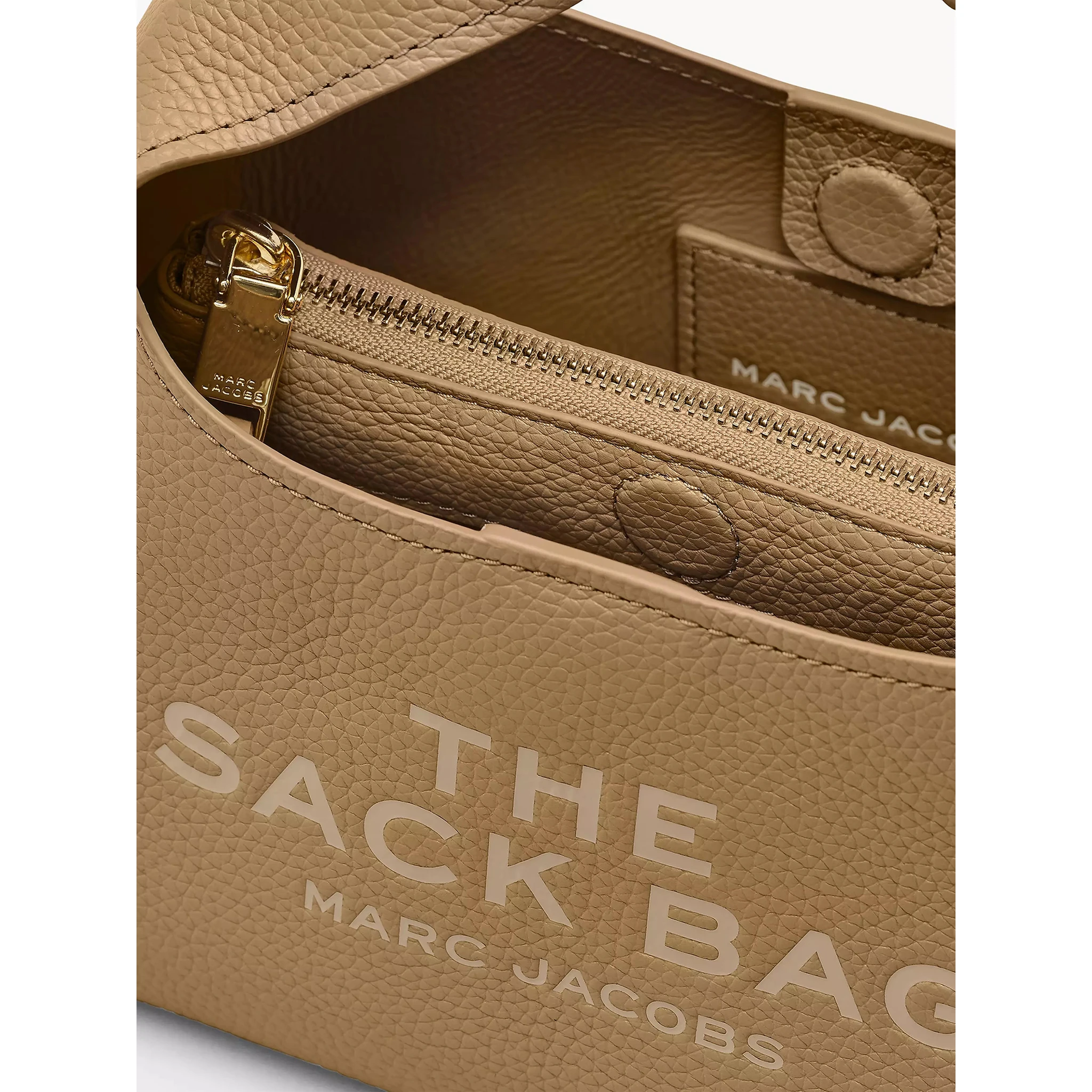 حقيبة صغيرة من مارك جاكوبس