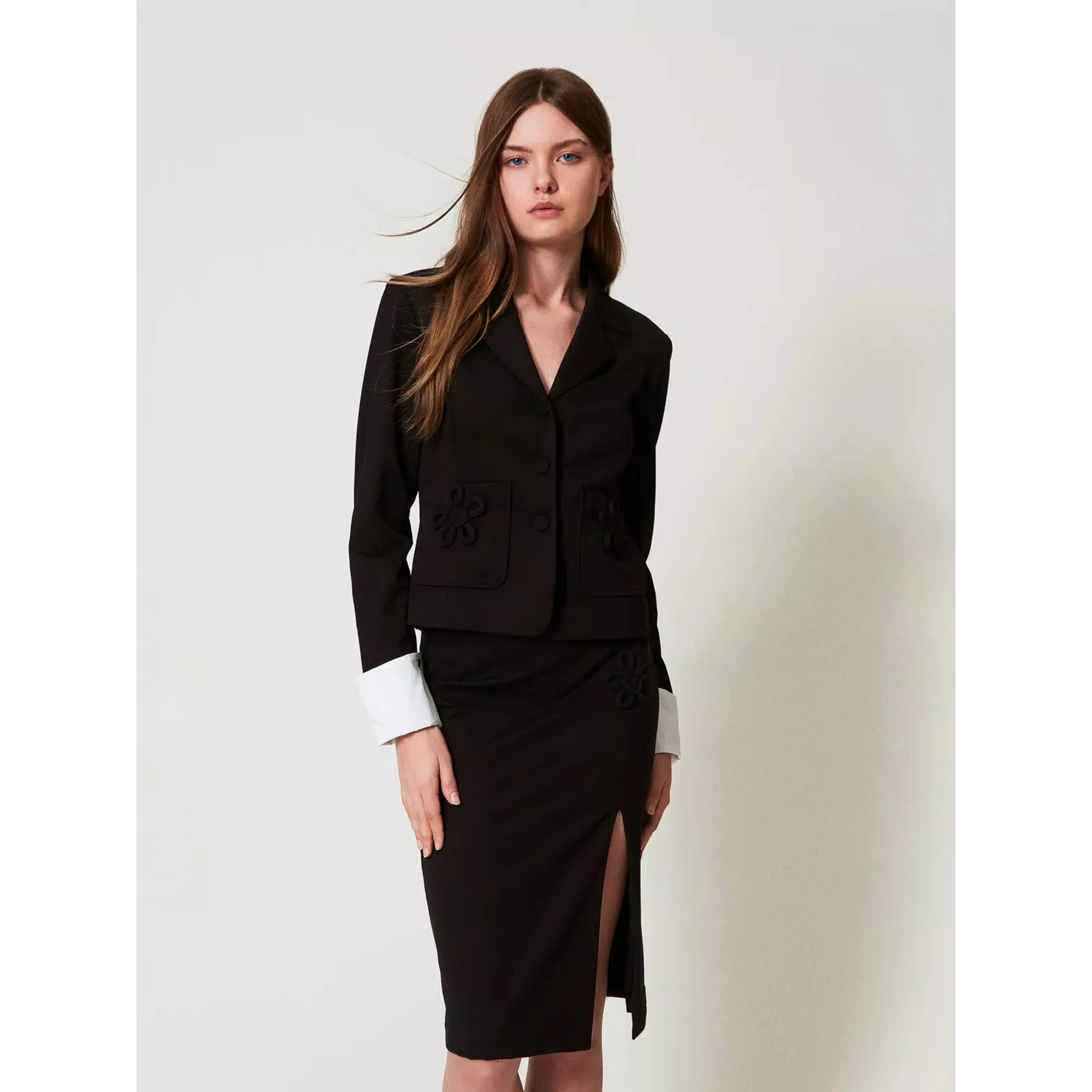 تنورة توينسيت