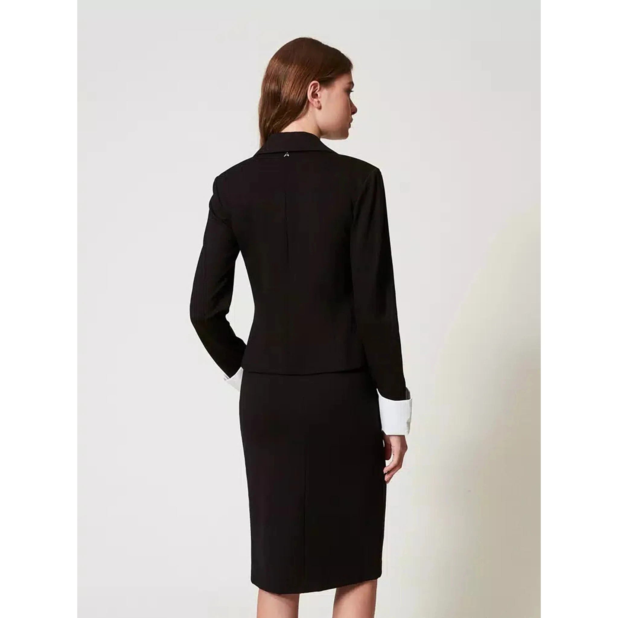 تنورة توينسيت