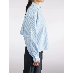 قميص ليفيانا كونتي