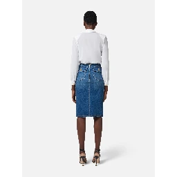 تنورة إليزابيتا فرانشي