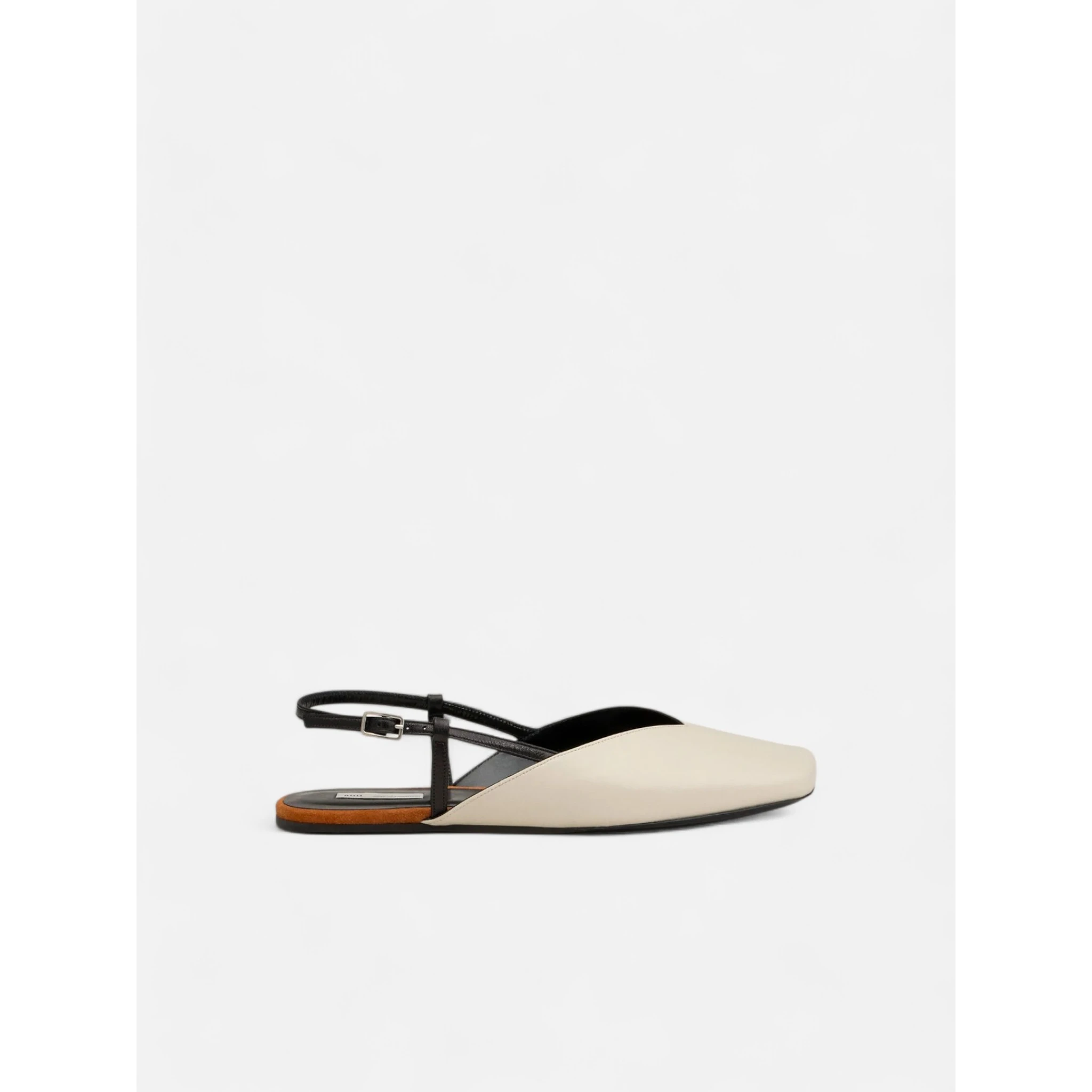 AMI PARIS ballet flats