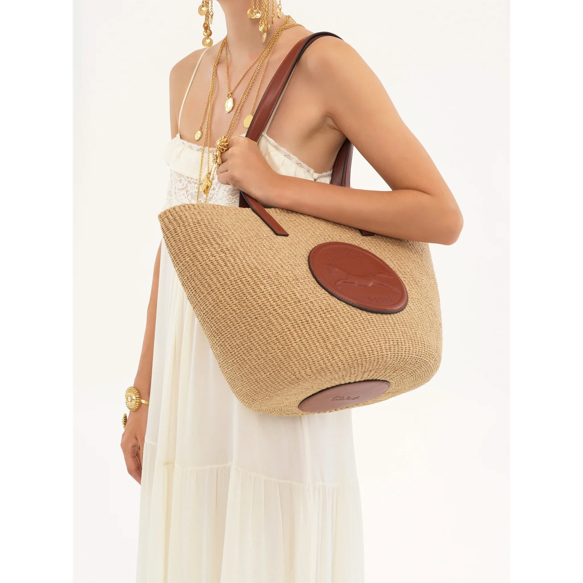 CHLOÉ HORSE MEDAL BASKET bag