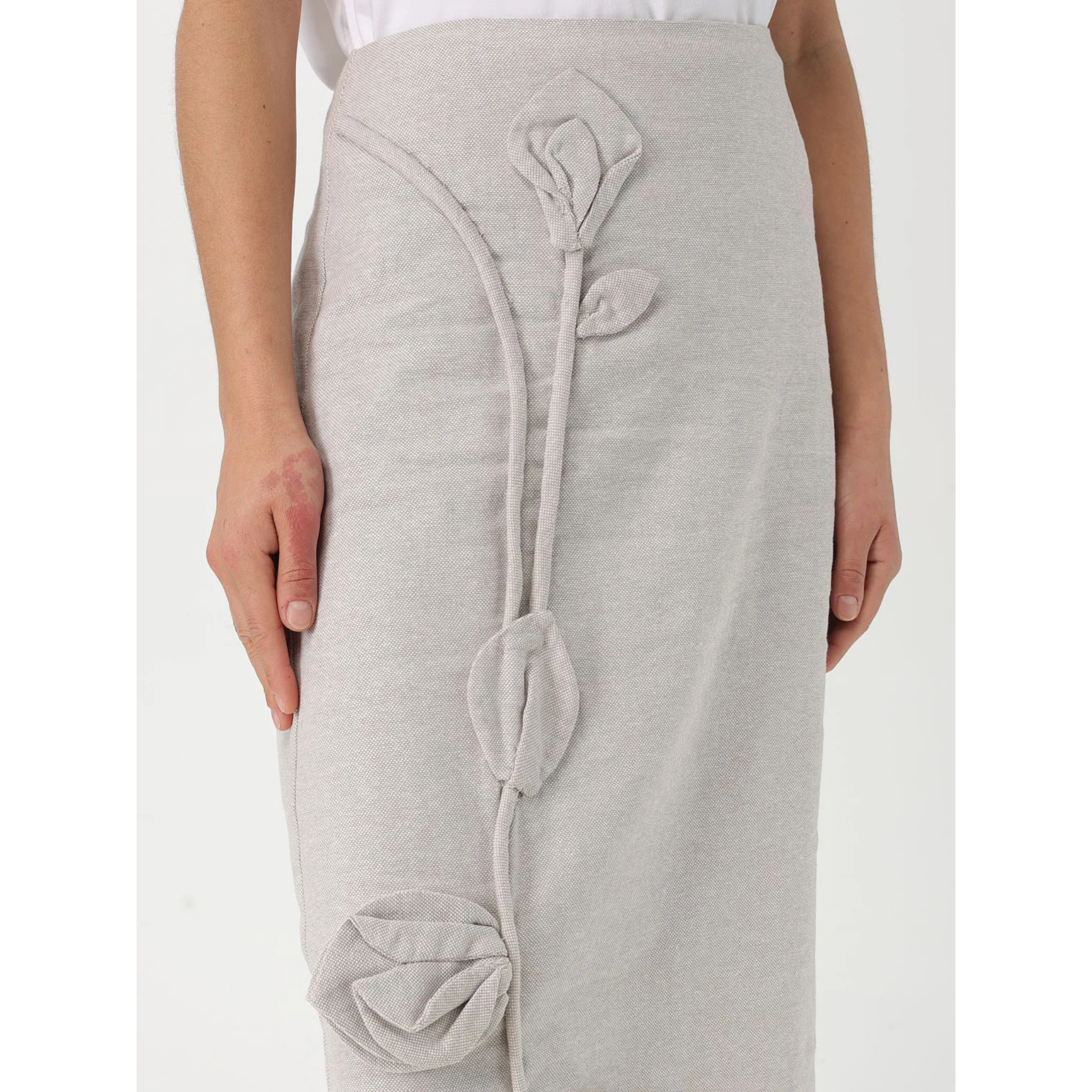 تنورة توينسيت