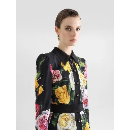 فستان من دولتشي آند غابانا