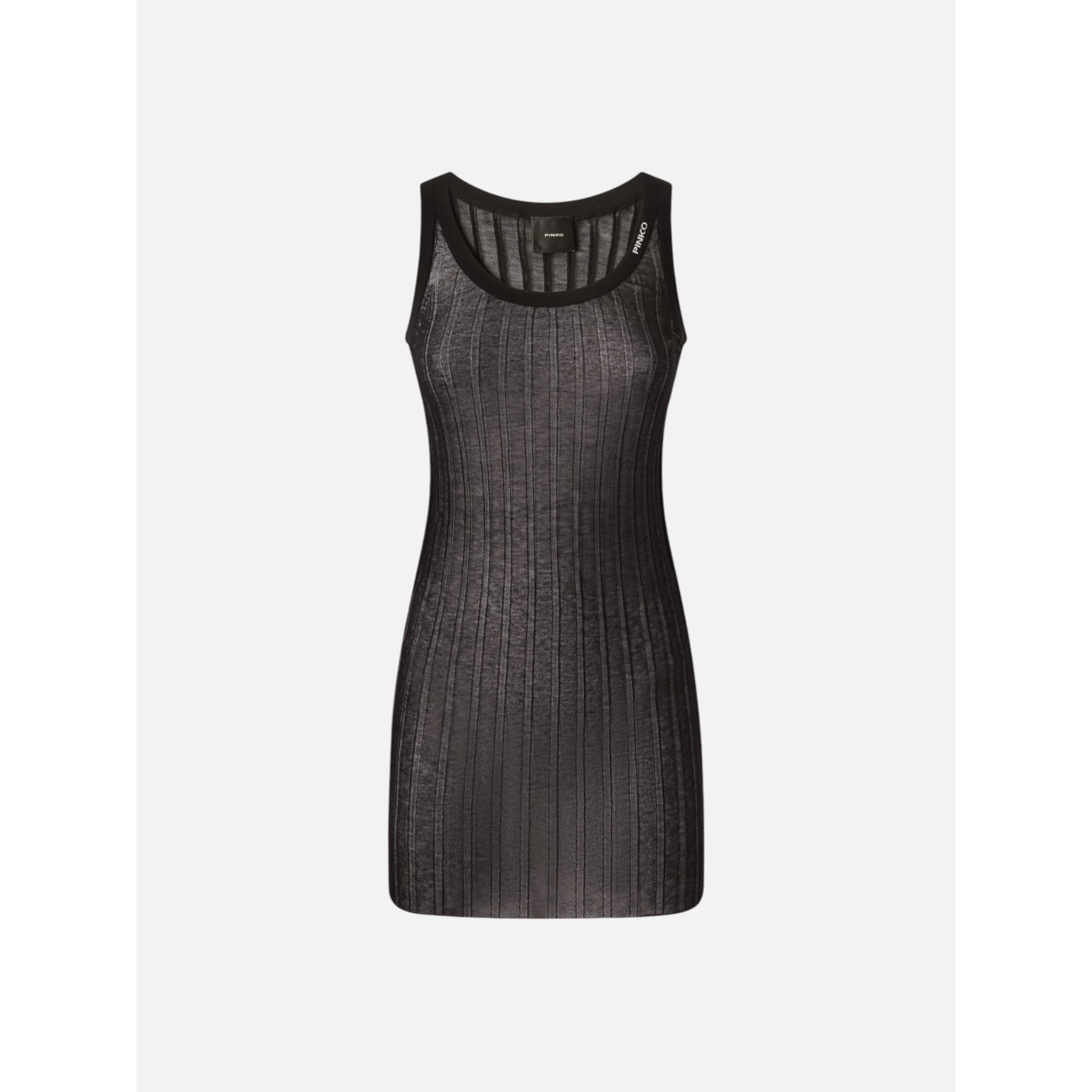 بلوزة بينكو إيفز