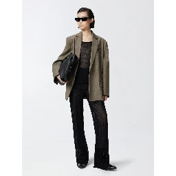 بلوزة بينكو إيفز