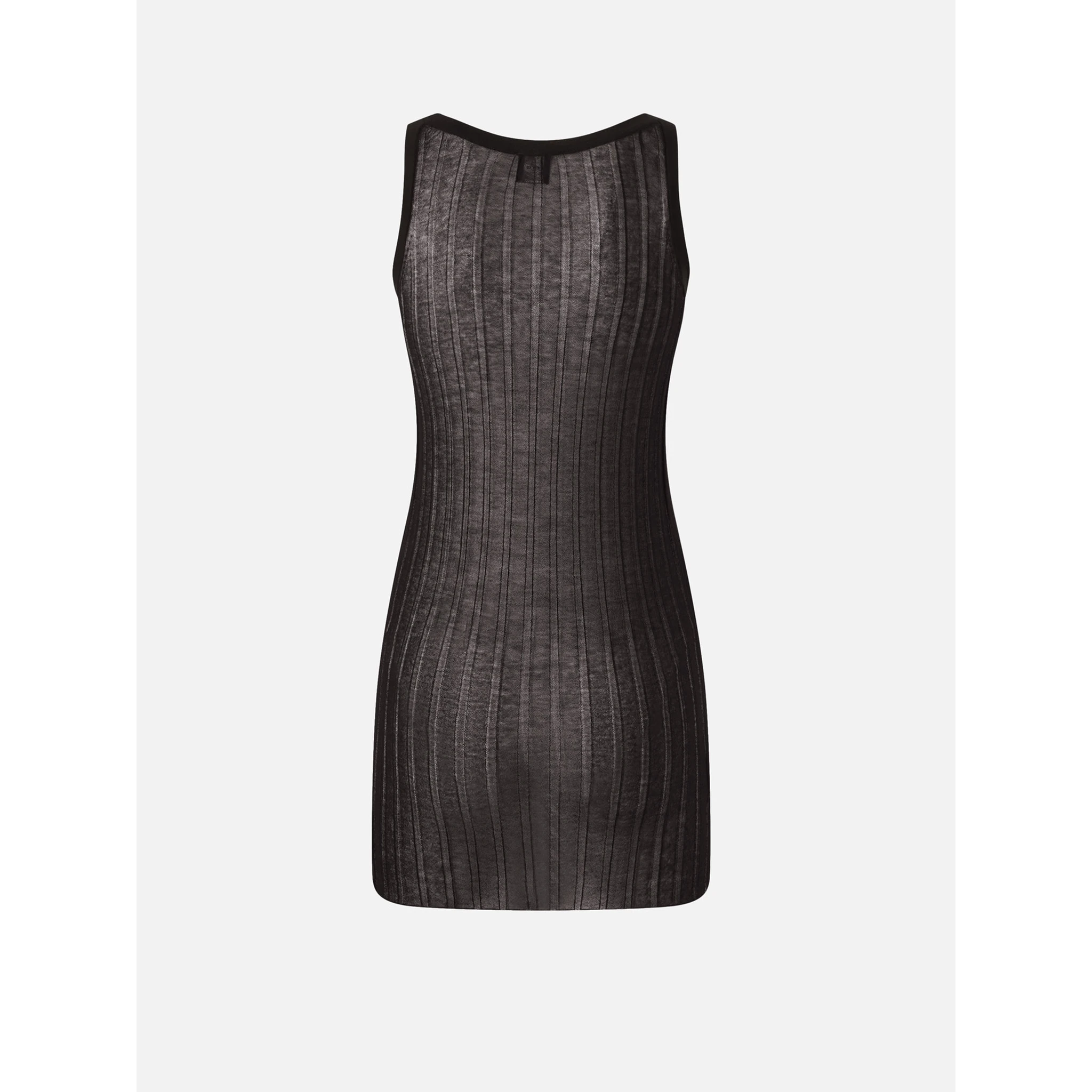 بلوزة بينكو إيفز