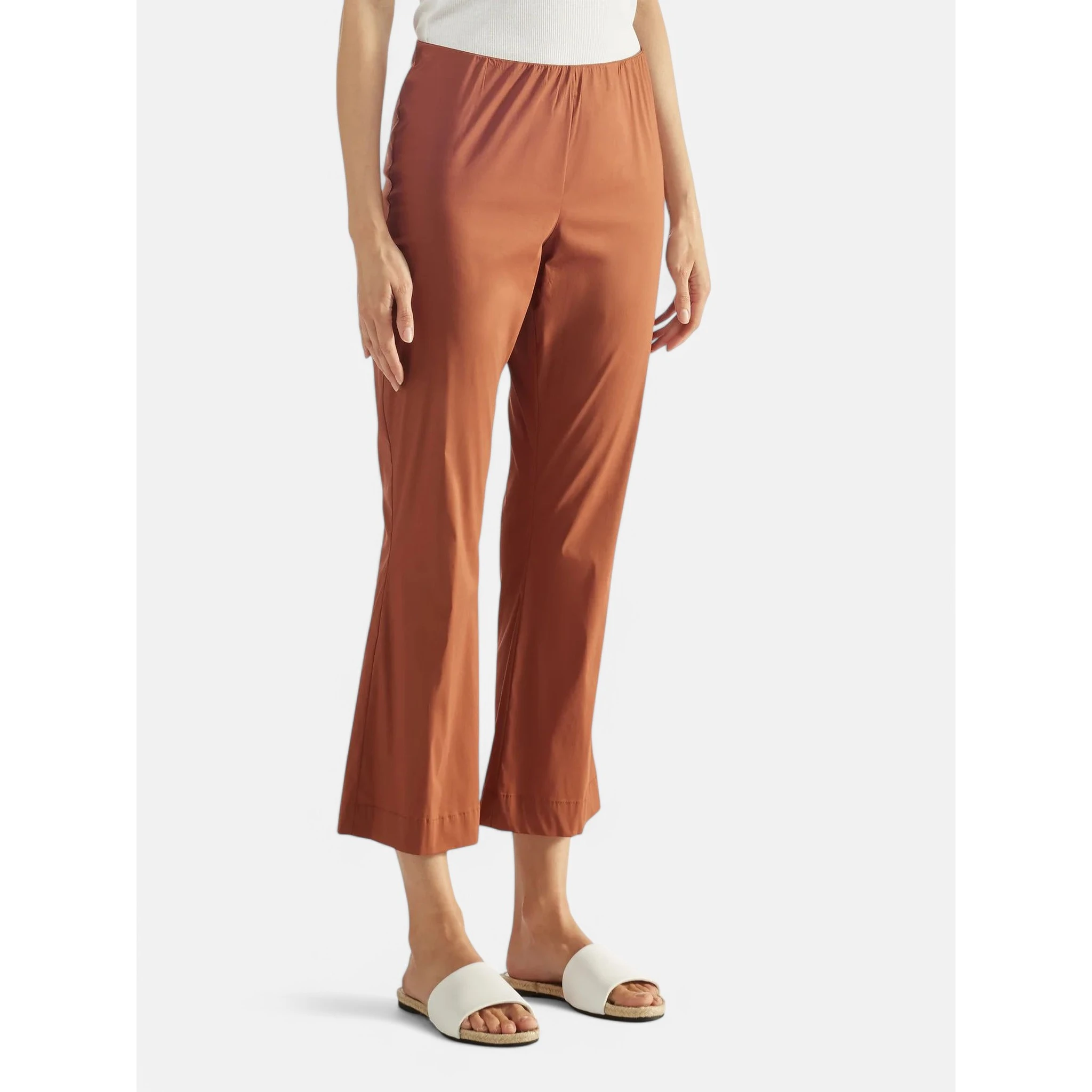 بنطال كونتي خفيف الوزن