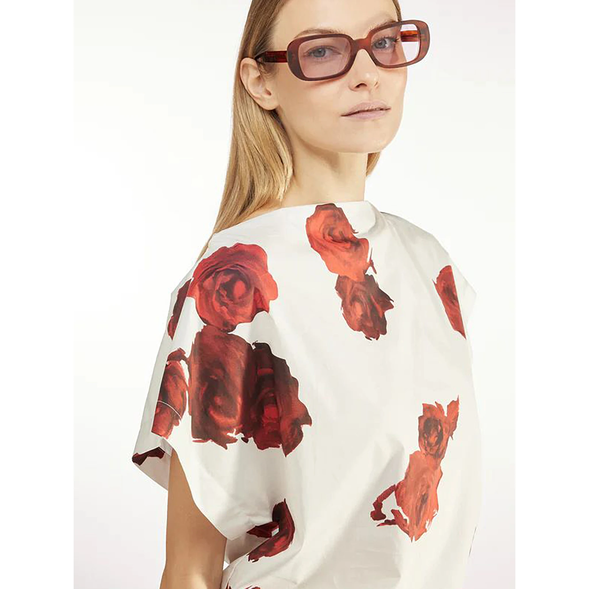 بلوزة ليفيانا كونتي