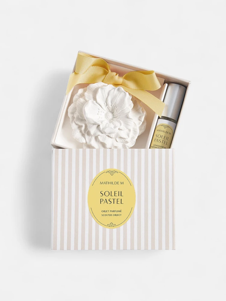 MATHILDE M set - decorative figure and perfume concentrate spray 4 ml - Soleil Pastel