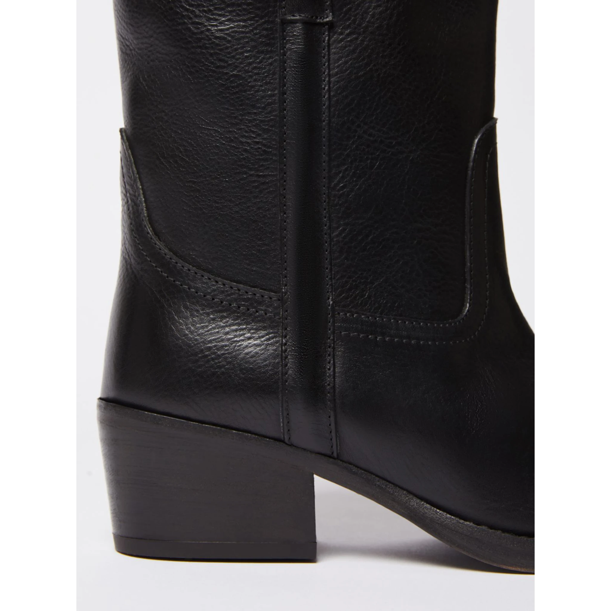 WEEKEND MAX MARA RANCH boots
