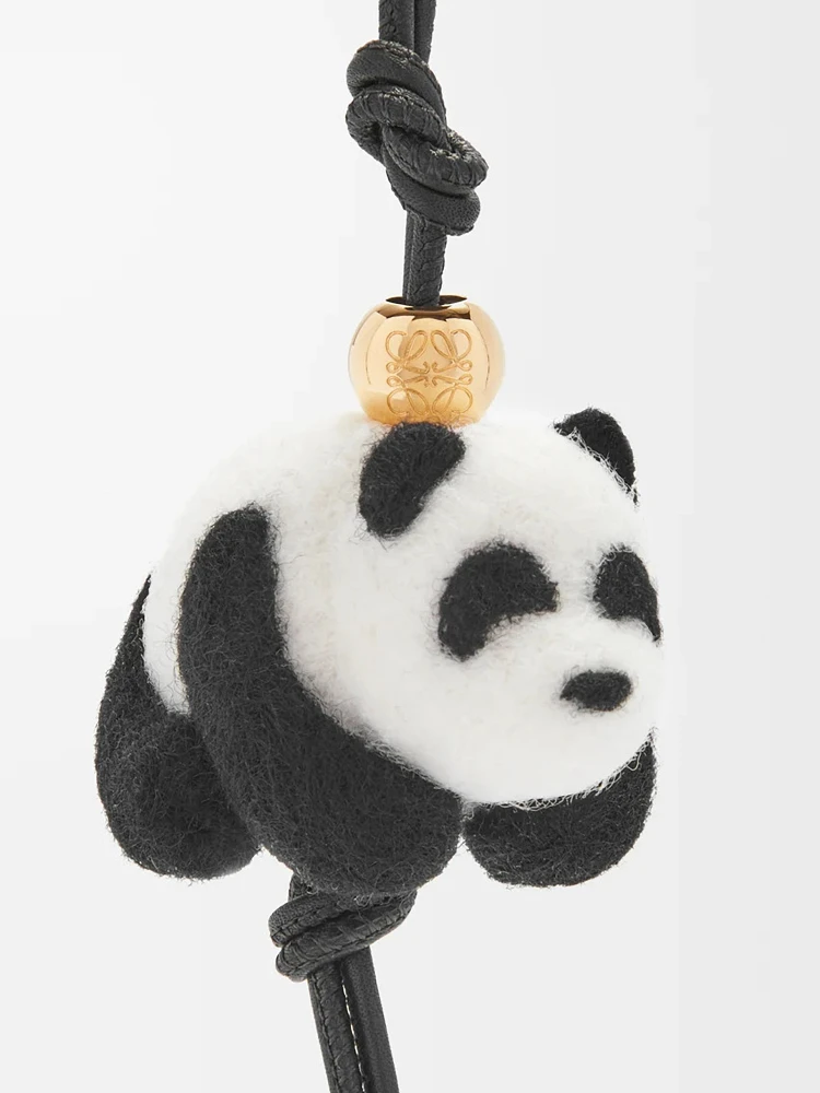 LOEWE keychain alternative