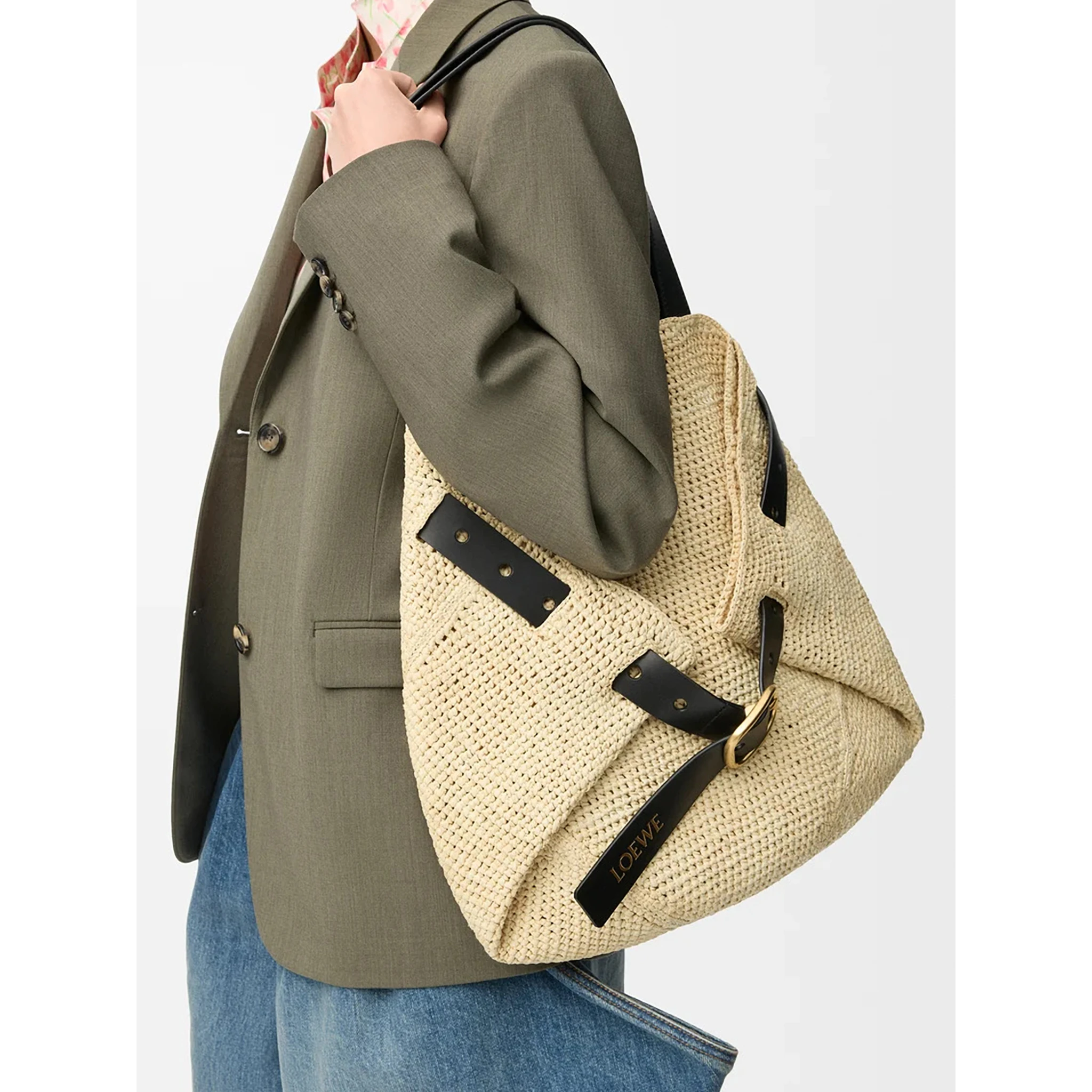 LOEWE MEDIUM PUNCH HOLE bag