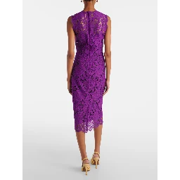 فستان من دولتشي آند غابانا