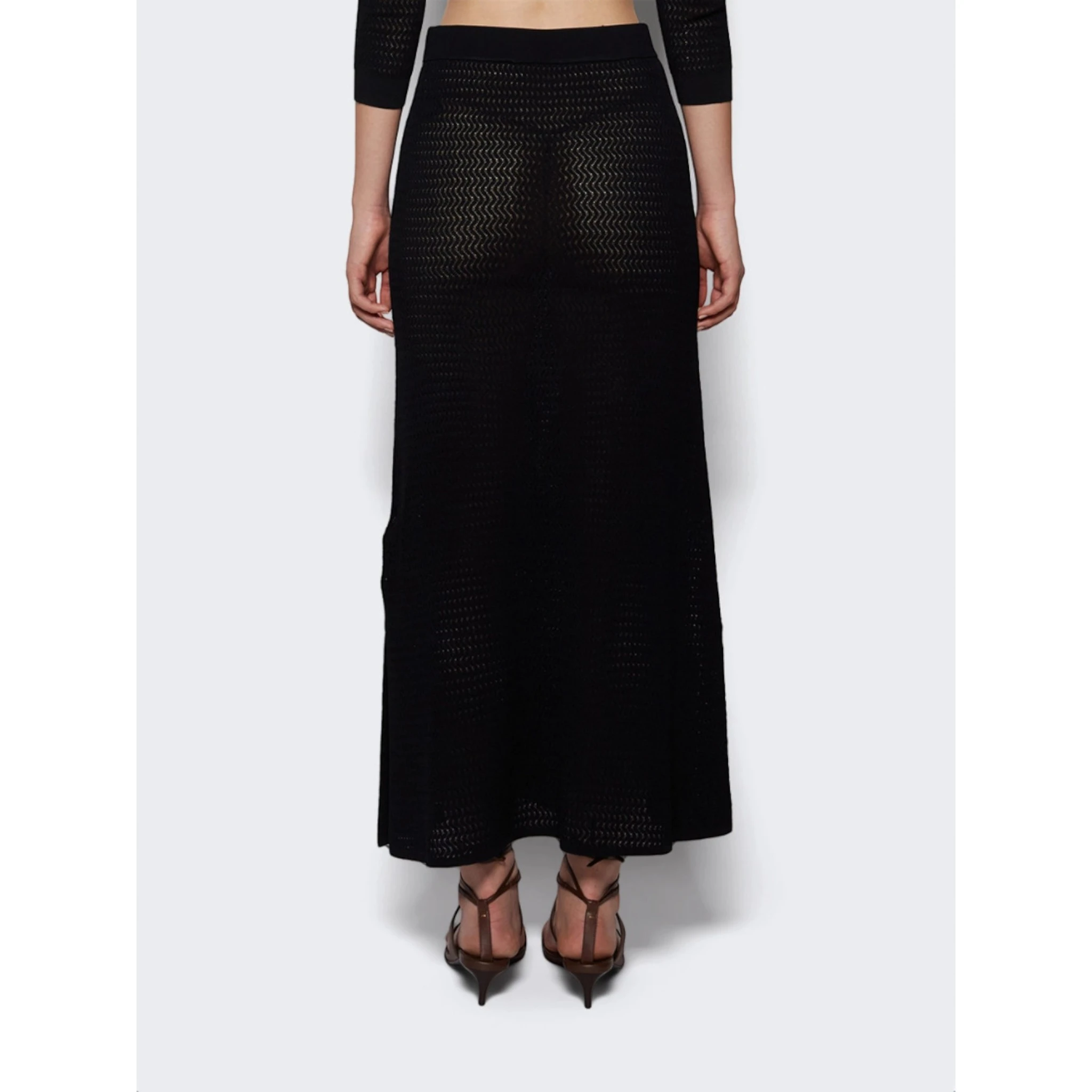 تنورة فيكتوريا بيكهام