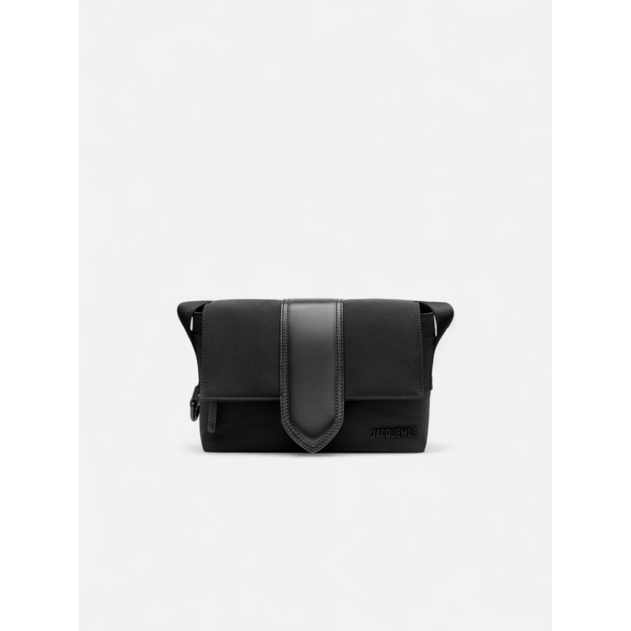 JACQUEMUS bag
