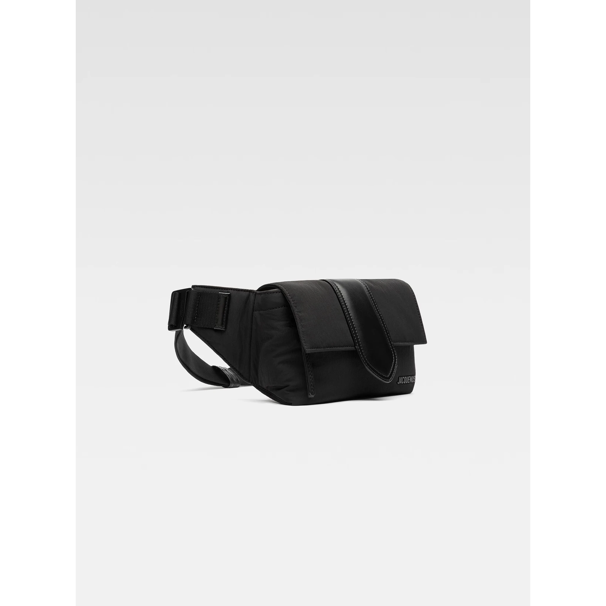 JACQUEMUS bag