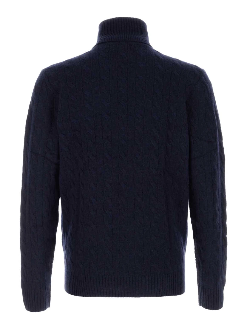 PULLOVER
