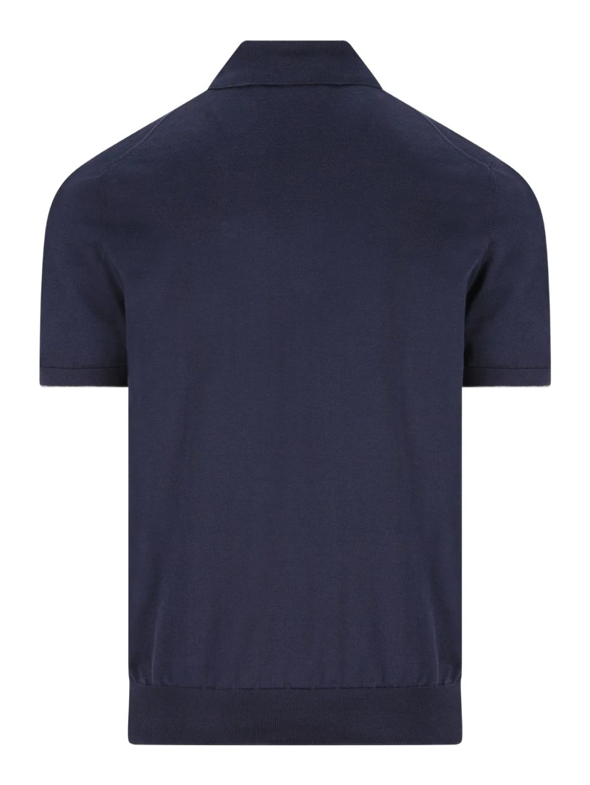 قمصان برونيلو كوتشينيللي وقمصان بولو زرقاء