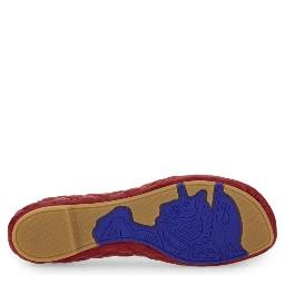 راقصة باليه جلدية