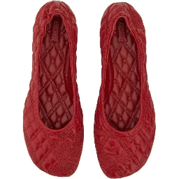 راقصة باليه جلدية