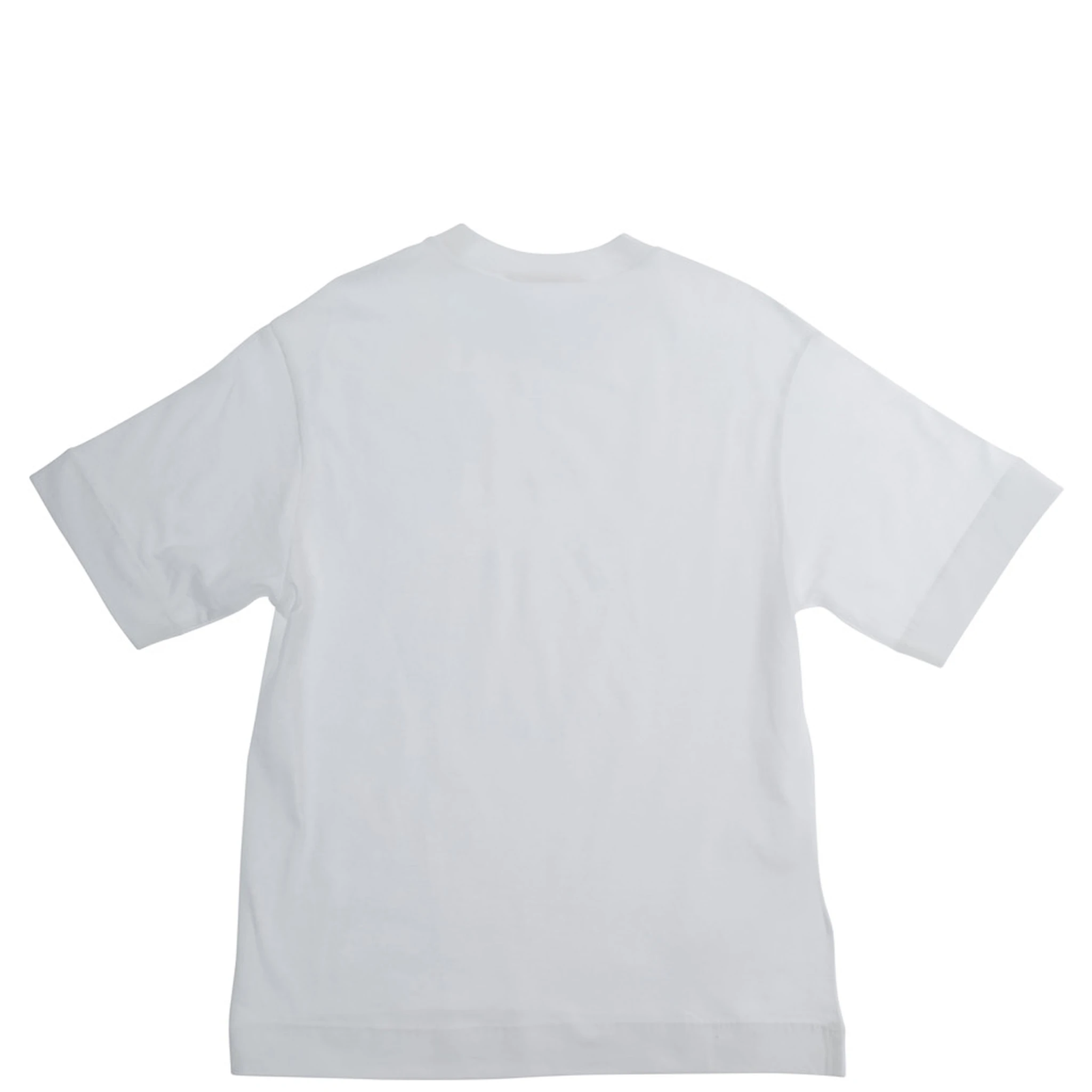 تيشيرت أبيض برقبة دائرية وشعار مطبوع على الجهة الأمامية من القطن