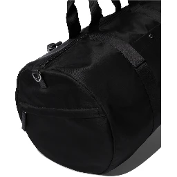 Travel bag with logo